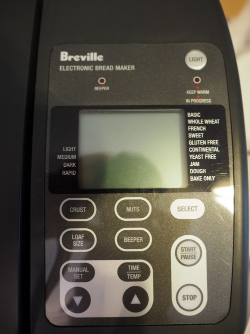 [WTS] Breville Bread Maker BBM600 350