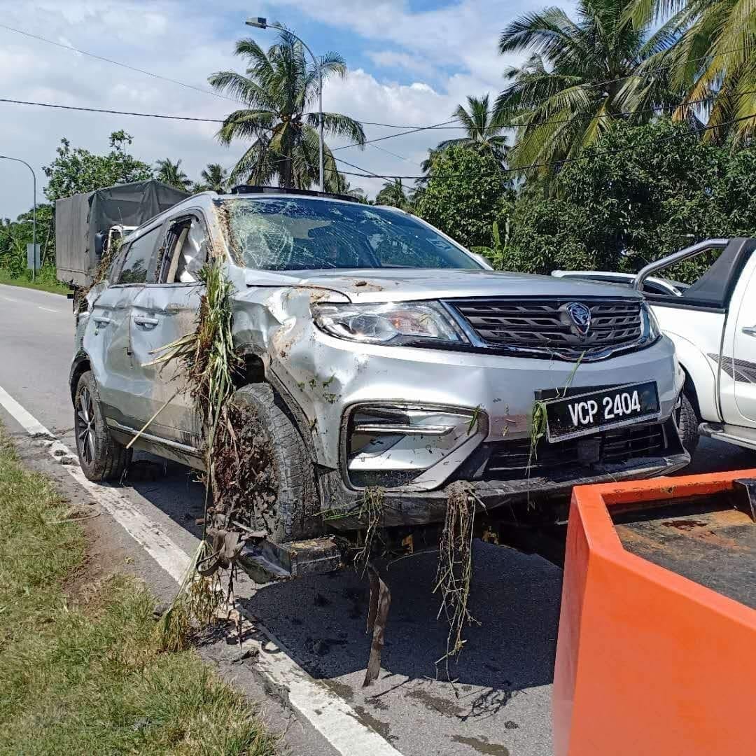 First Proton X70 Accident