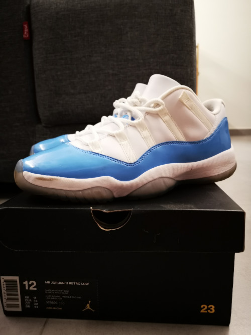 air jordan 11 carolina
