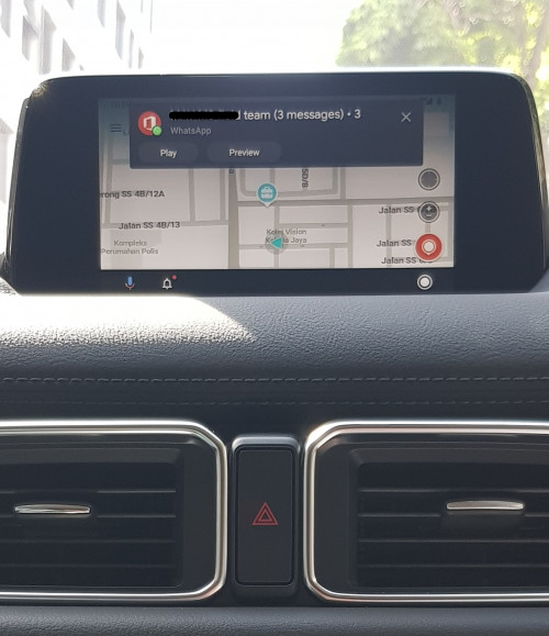 Android Auto Waze with incoming whatsapp mssg