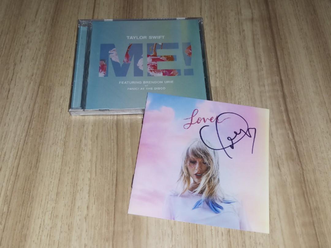 Taylor Swift Lover & ME! 直筆サイン入り　CD TAYLOR SWIFT SIGNED LOVER CD COVER FRAMED SINGER ME! RED