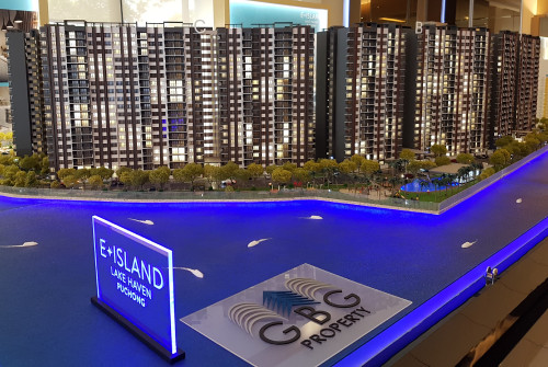 E Island Lake Haven Puchong
