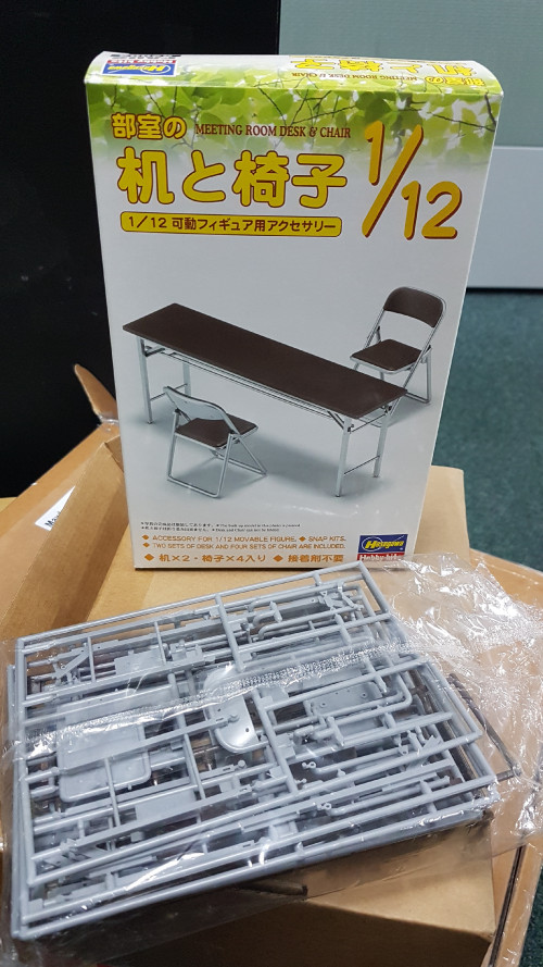 hasegawa meeting room desk & chair