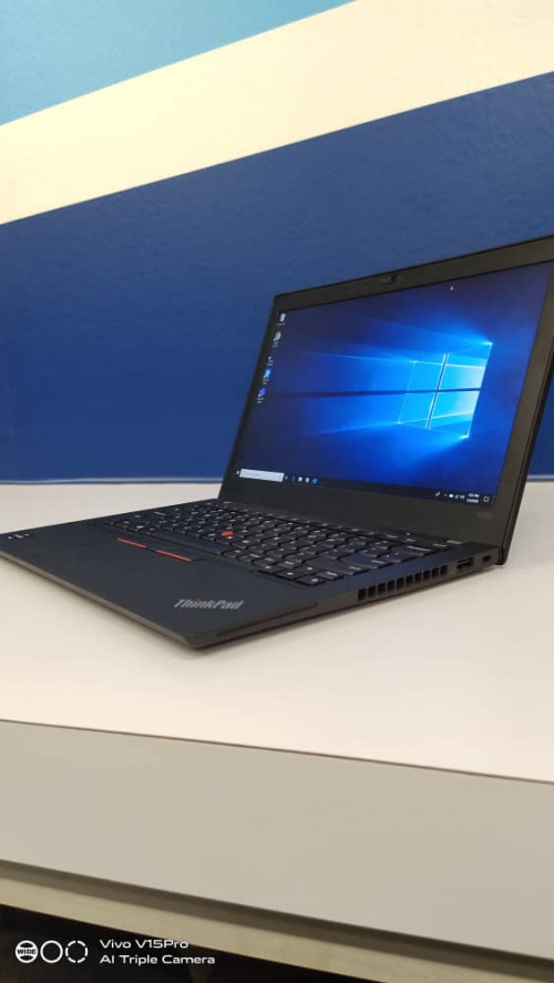 Lenovo Thinkpad A285