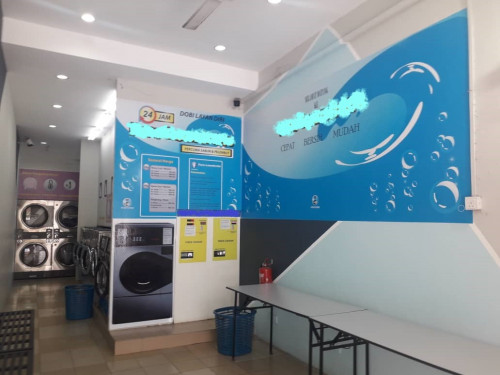 Shop 02a