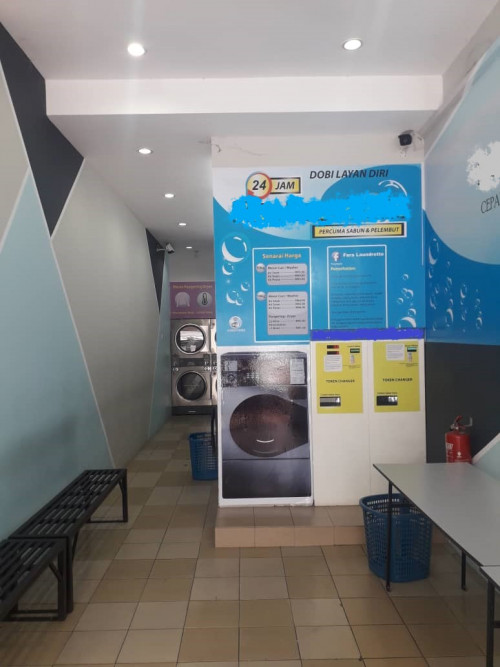 Shop 01a