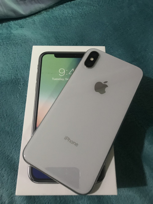 iPhone X 64GB White MY set