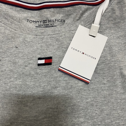 tommy hilfiger tri tape tshirt