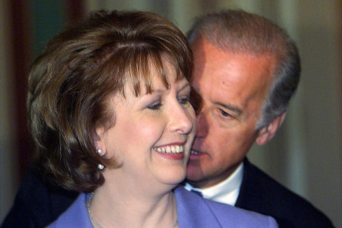 9188ff86c40474a35d0bb905887a103b22 17 joe biden mary mcaleese.2x.h473.w710
