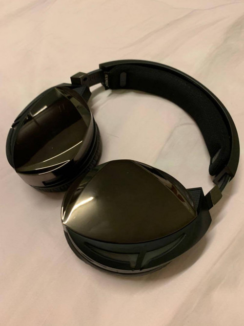 Headset 1 (1)