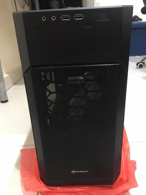 [WTS] Sharkoon V1000 Window Gaming Case