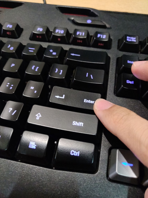 Enter Button (R)