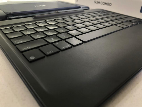 Logitech Slim Combo 3