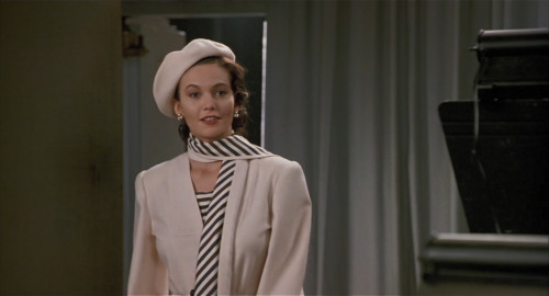 Charlot Chaplin (1992) AC3 2.0 ITA.ENG 1080p H265 sub ita.eng Sp33dy94 MIRCrew.mkv snapshot 01.35.27