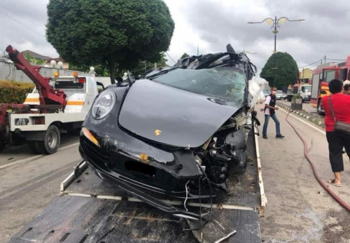 Doctor Driving Porsche Crashed And Died On Spot