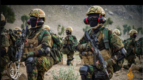 FireShot Capture 942 Taliban fighters pose in ‘stolen US military gear’ in chilling ISIS s www.thesu
