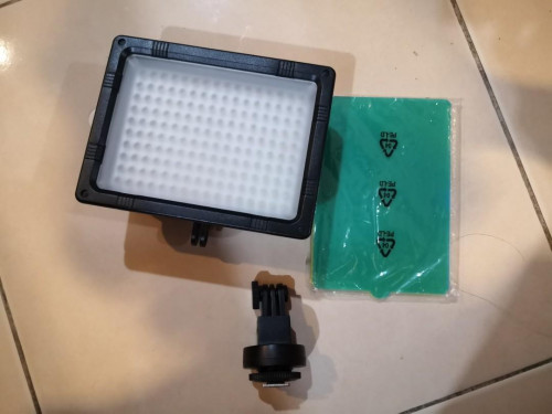 led light for video 1633866702 60000321 progressive