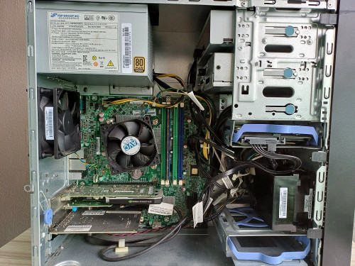 Lenovo Xeon Photo 4