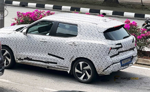 Spyshot Mitsubishi Xforce di Malaysia 1 scaled