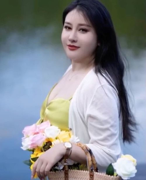967c2a0e a704 40c1 97ba 100bfa395aa8 3f84c72d