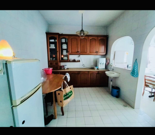 4. Dry Kitchen with Water Dispenser