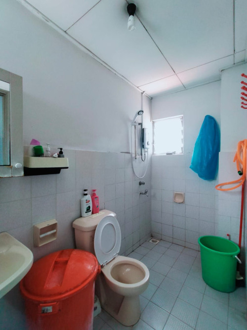 Shared Toilet & Bathroom 2