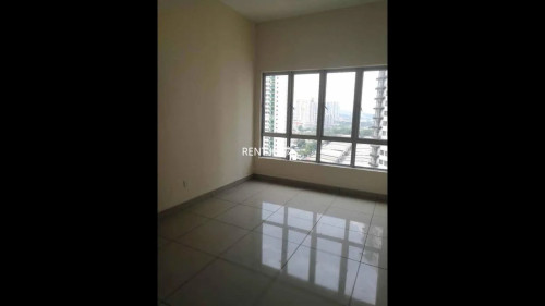 Condo Unit At Parklane OUG Block D For Sale 4
