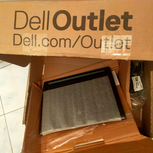 [US Unit] Dell Outlet Alienware m18 R2 Laptop