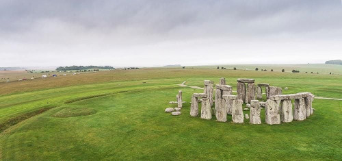 Stonehenge credit English Heritage 1000x470