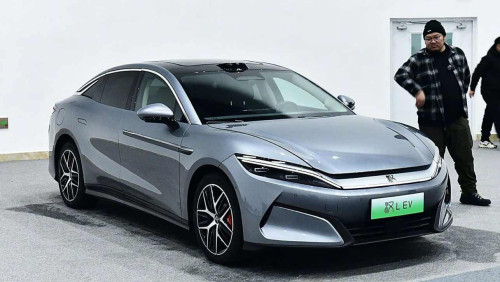 2025 byd han l range sedan grey 1001x565p 1