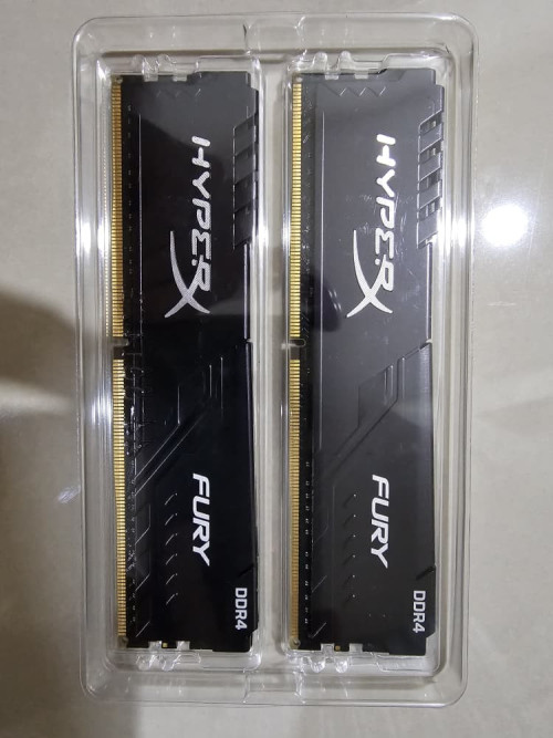 KingstonHyperXFury 16GB DDR4 3200MhZ CL16 FRONT NOBOX
