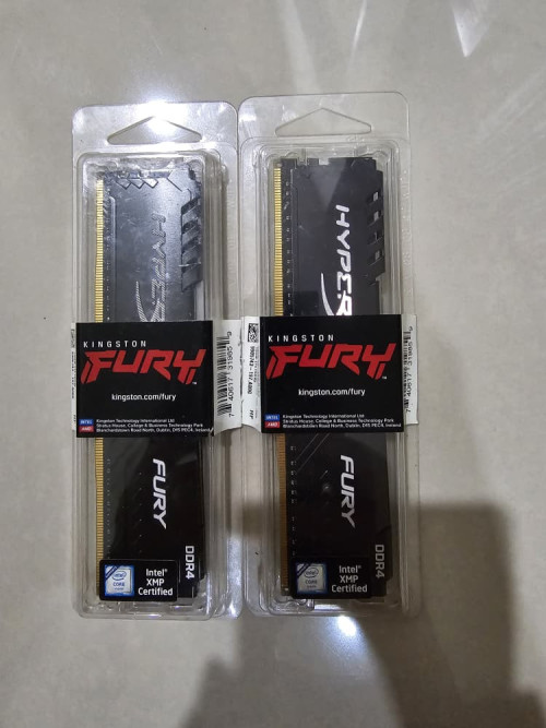 KingstonHyperXFury 16GB DDR4 3200MhZ CL16 FRONT