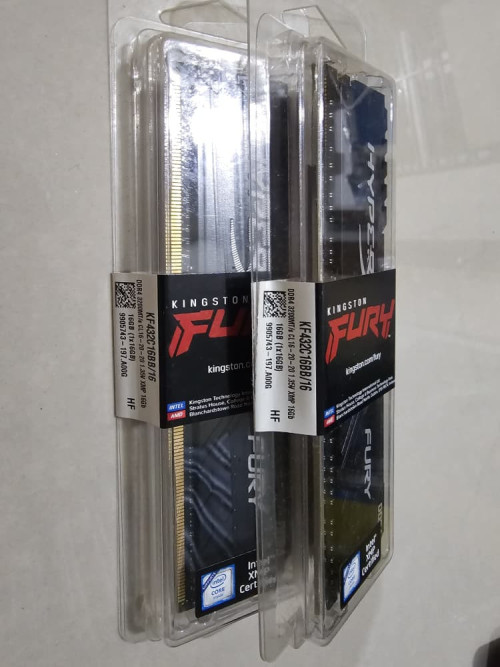 KingstonHyperXFury 16GB DDR4 3200MhZ CL16 SIDE