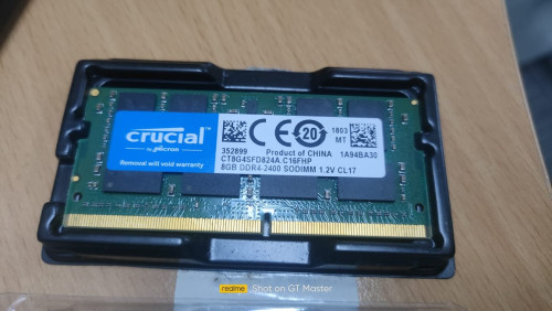 Crucial ddr4 2400 sodimm 8GB