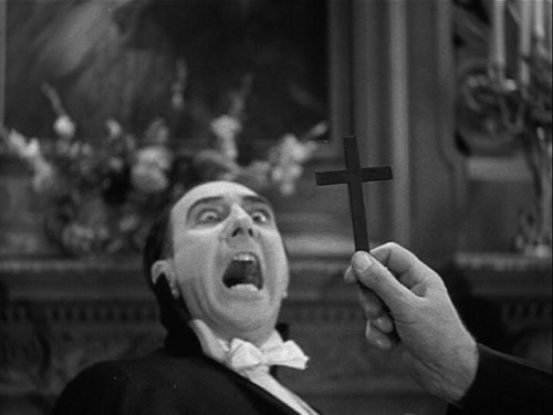 spanish dracula repelled by crucifix5